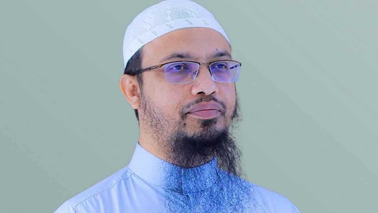 ‘মুমিন জীবনের আকাঙ্ক্ষিত মাস শুরু’- রমজান বরণে শায়খ আহমাদুল্লাহর বার্তা